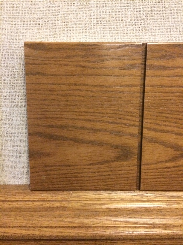 Oak border where new memorial plaques can be added.